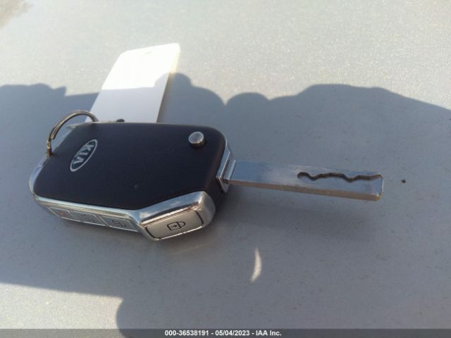 3KPF24AD9LE198599 KIA Forte Lxs