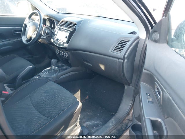4A4AR4AU4FE055980 Mitsubishi Outlander Sport Se