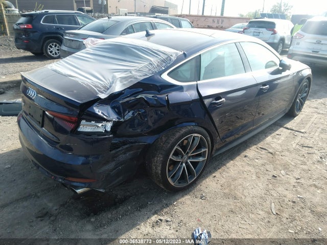 WAUB4CF54JA109748 Audi S5 Sportback Premium Plus
