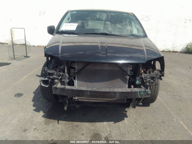 2C4RDGBG8JR146071 Dodge Grand Caravan Se