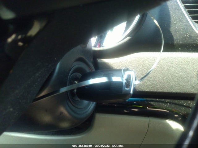 2017 KIA SEDONA L VIN: KNDMA5C11H6291682