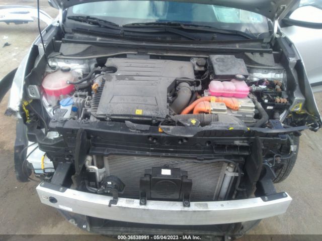 KNDCB3LC3L5451610 KIA NIRO LX