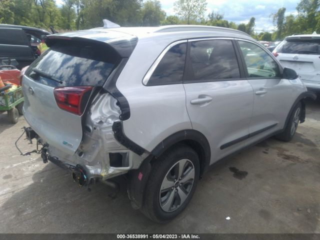 KNDCB3LC3L5451610 KIA NIRO LX