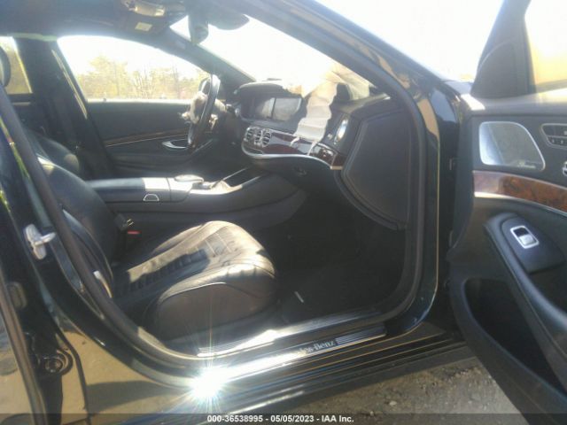 WDDUG8FB6FA114372 Mercedes-Benz S-class S 550
