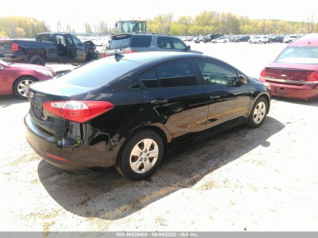KNAFK4A64F5391757 KIA FORTE LX