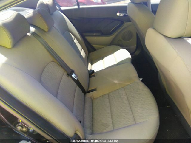 KNAFK4A64F5391757 KIA FORTE LX