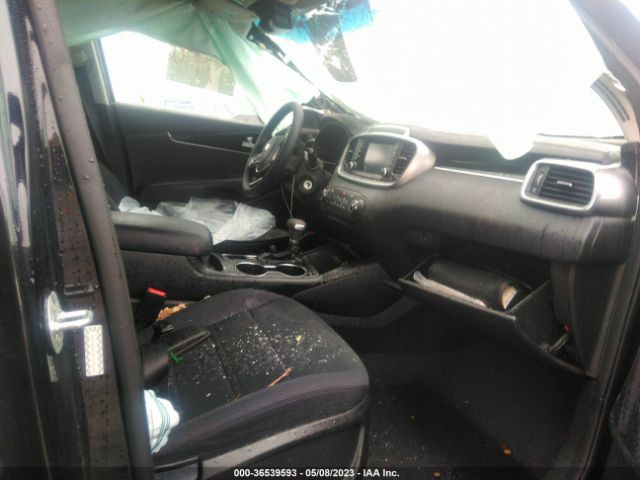 5XYPGDA3XKG575195 KIA SORENTO LX
