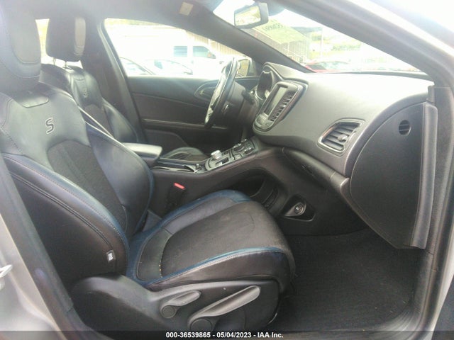 1C3CCCDG8FN512036 Chrysler 200 S