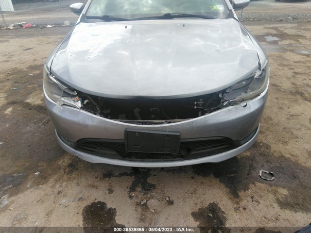 1C3CCCDG8FN512036 Chrysler 200 S