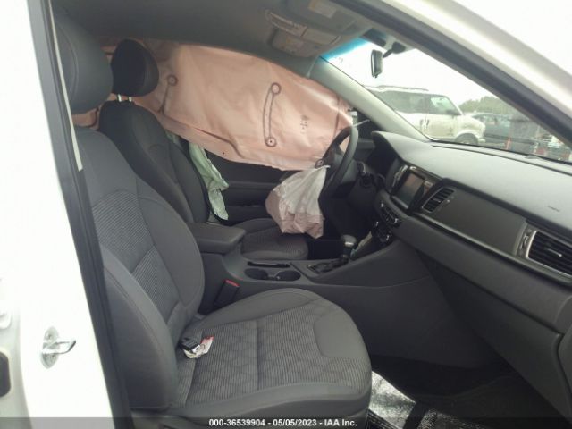 KNDCB3LC1K5305706 KIA NIRO LX
