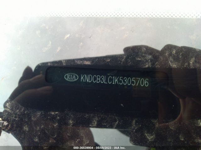 KNDCB3LC1K5305706 KIA NIRO LX