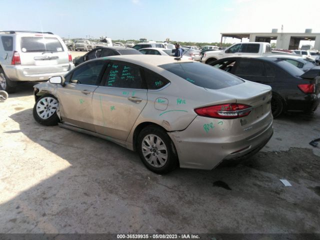 3FA6P0G79KR103256 Ford FUSION S