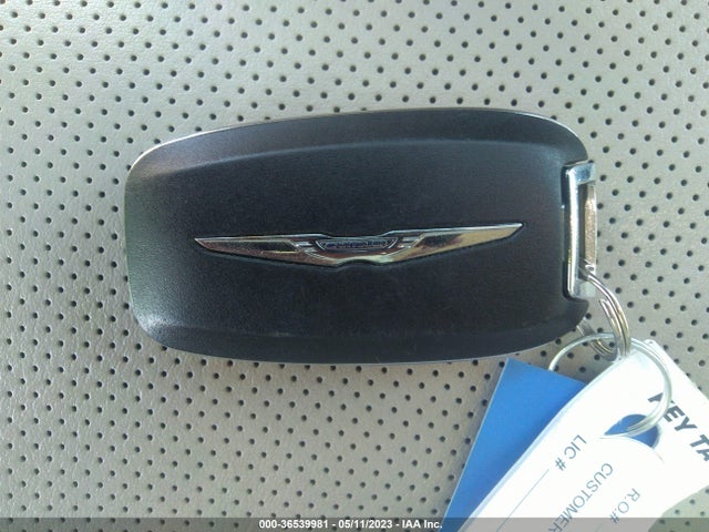2C4RC1N72JR105298 Chrysler Pacifica Hybrid Limited