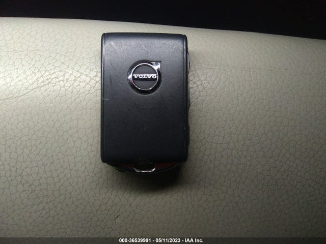 2019 Volvo S60, VIN: 7JR102FK8KG007153