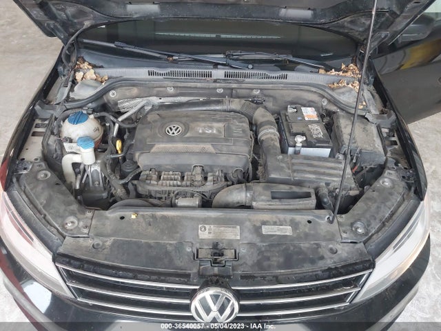 3VWD17AJ5FM407376 Volkswagen Jetta Sedan 1.8t Se