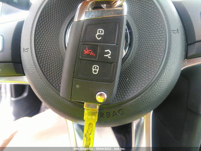 3VW5T7AU5HM003358 Volkswagen GOLF GTI S