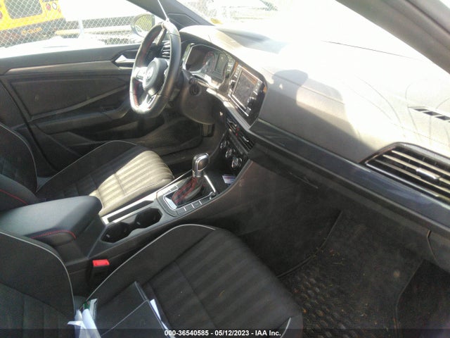 3VW6T7BU4KM257640 Volkswagen Jetta Gli S