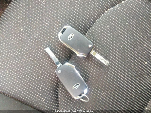 3KPF24AD2KE100379 KIA Forte Lxs