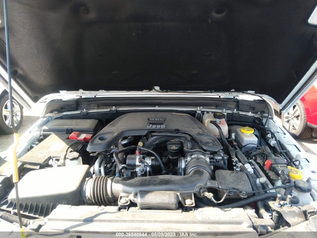 1C4HJXEG2LW314636 Jeep Wrangler Unlimited Sahara Altitude
