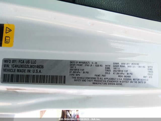 1C4HJXEG2LW314636 Jeep Wrangler Unlimited Sahara Altitude