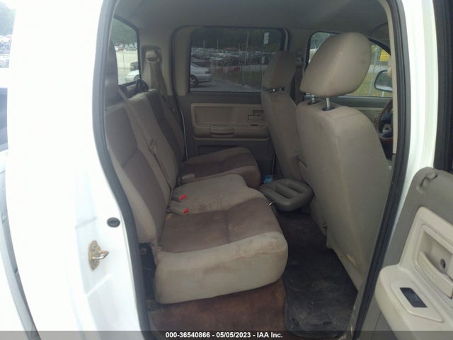 2005 DODGE DAKOTA SLT VIN: 1D7HE48N95S320902