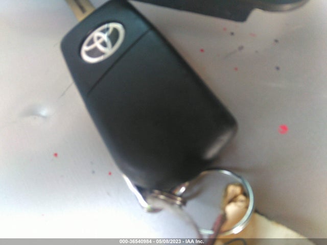 Toyota Rav4 Hybrid Le 2021 JTMLWRFV7MD128690 Image 3