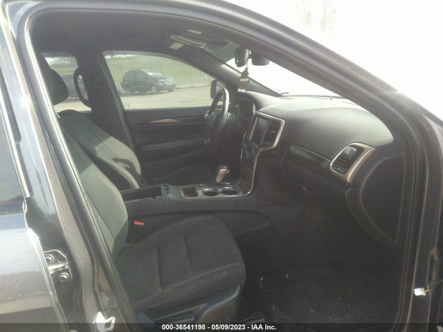1C4RJFAG0GC367427 Jeep Grand Cherokee 75th Anniversary
