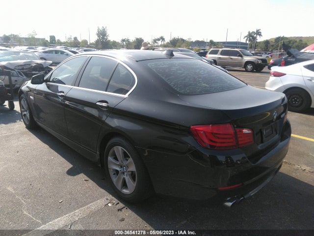 2011 BMW 5 SERIES 528I VIN: WBAFR1C53BC748060