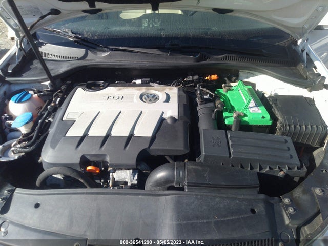 2010 VOLKSWAGEN JETTA SPORTWAGEN TDI VIN: 3VWPL7AJ8AM690629