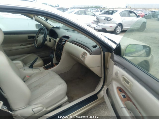 2001 TOYOTA CAMRY SOLARA SE/SLE VIN: 2T1CF22P11C520555