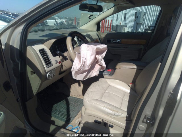 2007 LINCOLN MKX VIN: 2LMDU68C57BJ04449