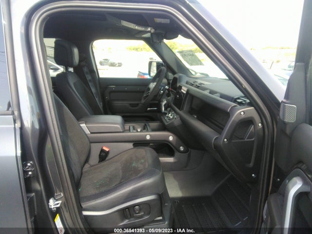 2022 Land Rover Defender, VIN: SALEWERE6N2105971