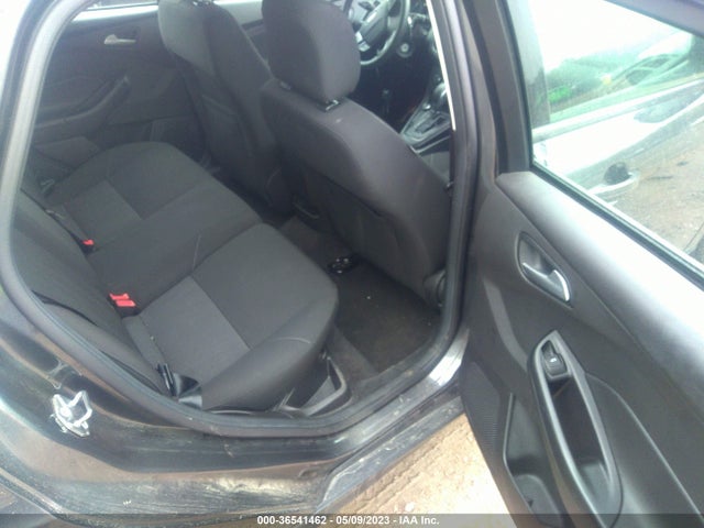Ford FOCUS SE 2017 1FADP3K25HL299689 Image 9
