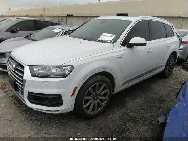 Audi Q7 Premium Plus 2018 WA1LAAF70JD043780 Image 2