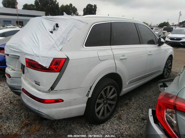 Audi Q7 Premium Plus 2018 WA1LAAF70JD043780 Image 4