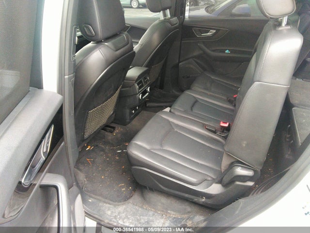 Audi Q7 Premium Plus 2018 WA1LAAF70JD043780 Image 8