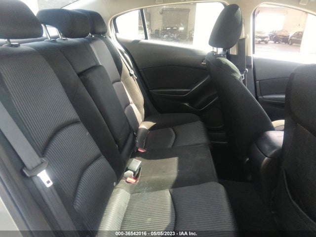 Mazda Mazda3 I Touring 2016 JM1BM1V74G1322170 Image 9