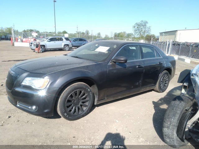 2C3CCAAGXEH199880 Chrysler 300