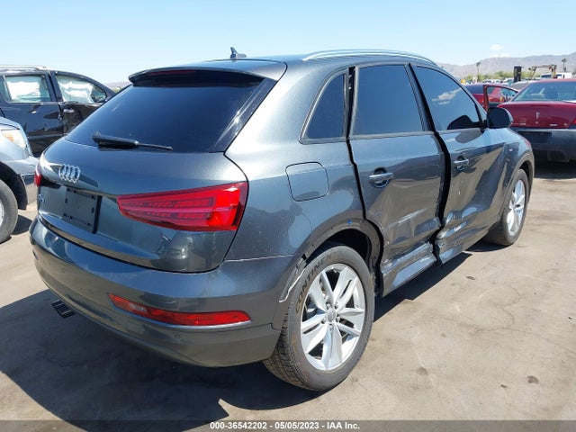 WA1BCCFS2JR009204 Audi Q3 Premium/sport Premium