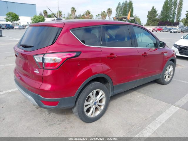1FMCU0G93HUC89106 Ford ESCAPE SE