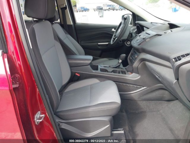1FMCU0G93HUC89106 Ford ESCAPE SE