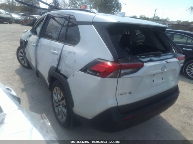 2023 TOYOTA RAV4 XLE PREMIUM VIN: JTMA1RFV7PJ040542