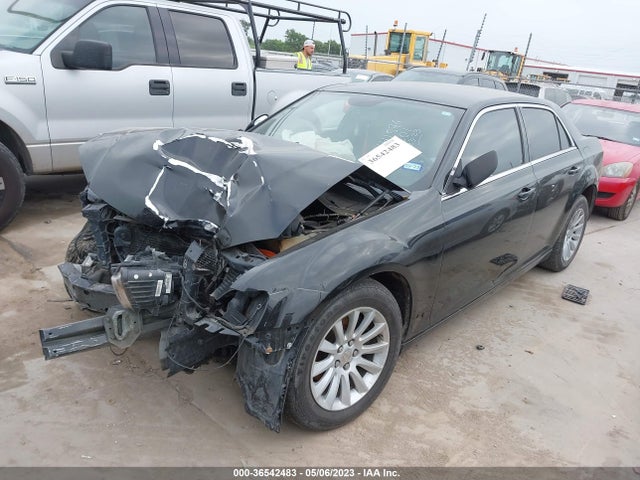 Chrysler 300 2014 2C3CCAAG0EH287238 Image 2