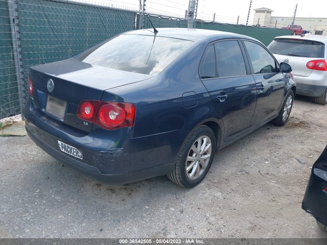 2010 VOLKSWAGEN JETTA SEDAN LIMITED VIN: 3VWRX7AJ2AM120591