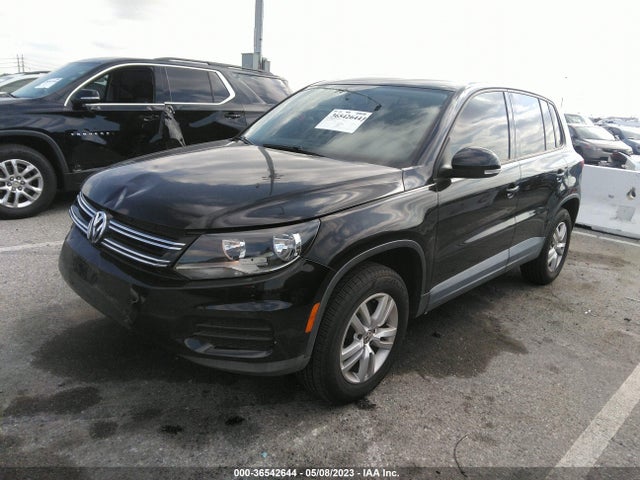 WVGAV3AX0EW525952 Volkswagen TIGUAN S