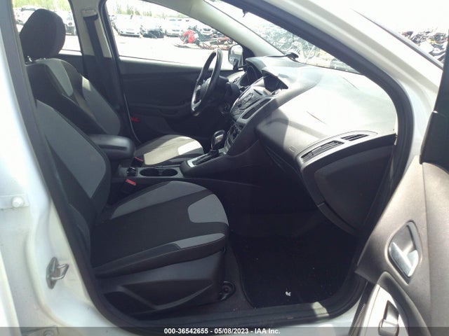Ford FOCUS SE 2014 1FADP3F28EL110961 Image 6