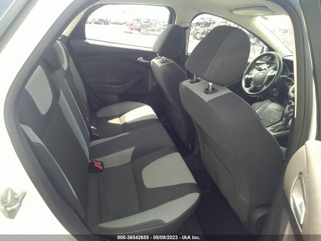 Ford FOCUS SE 2014 1FADP3F28EL110961 Image 9