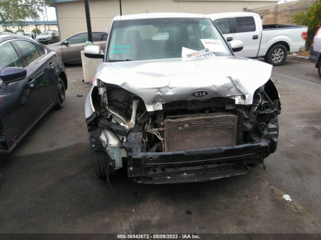 KNDJP3A59J7532366 KIA SOUL +