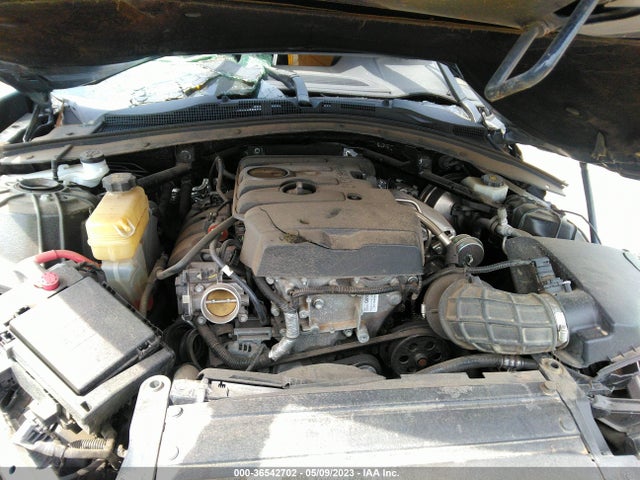 Chevrolet Camaro 1ls 2018 1G1FA1RX3J0102724 Image 10