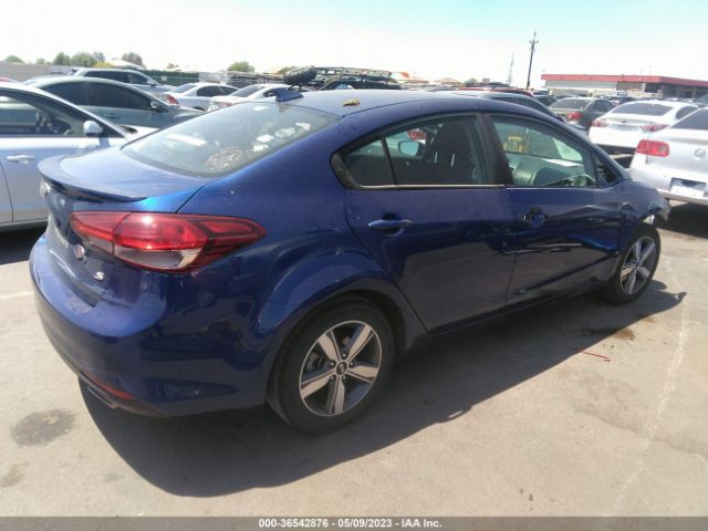 3KPFL4A76JE217758 KIA FORTE S